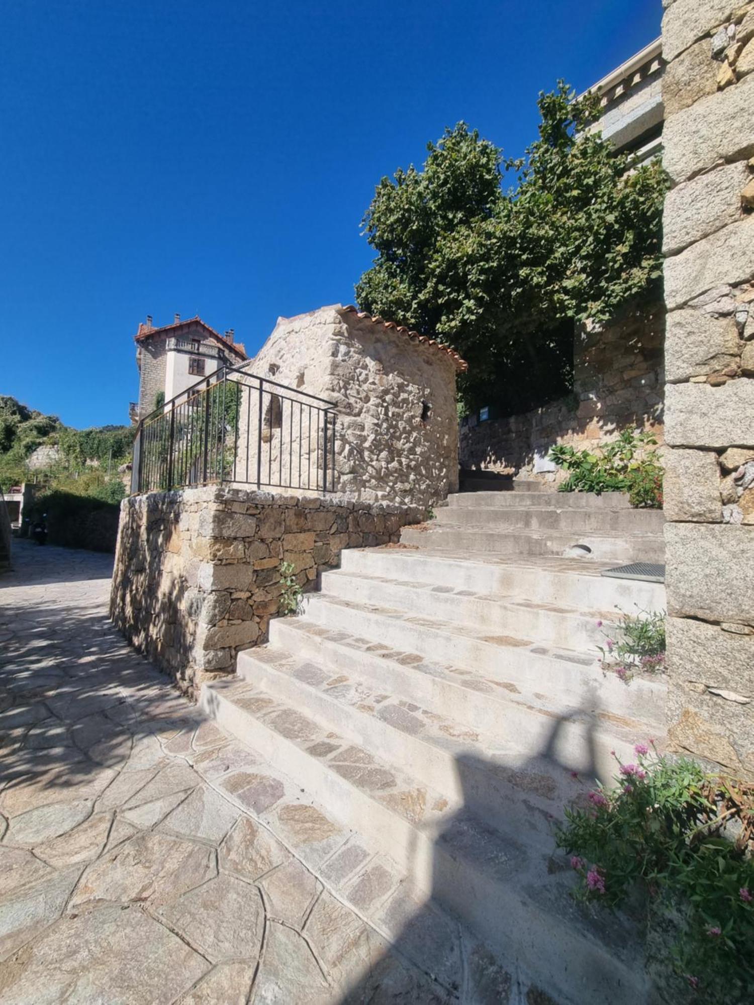 Cote Lac Tolla Exterior photo